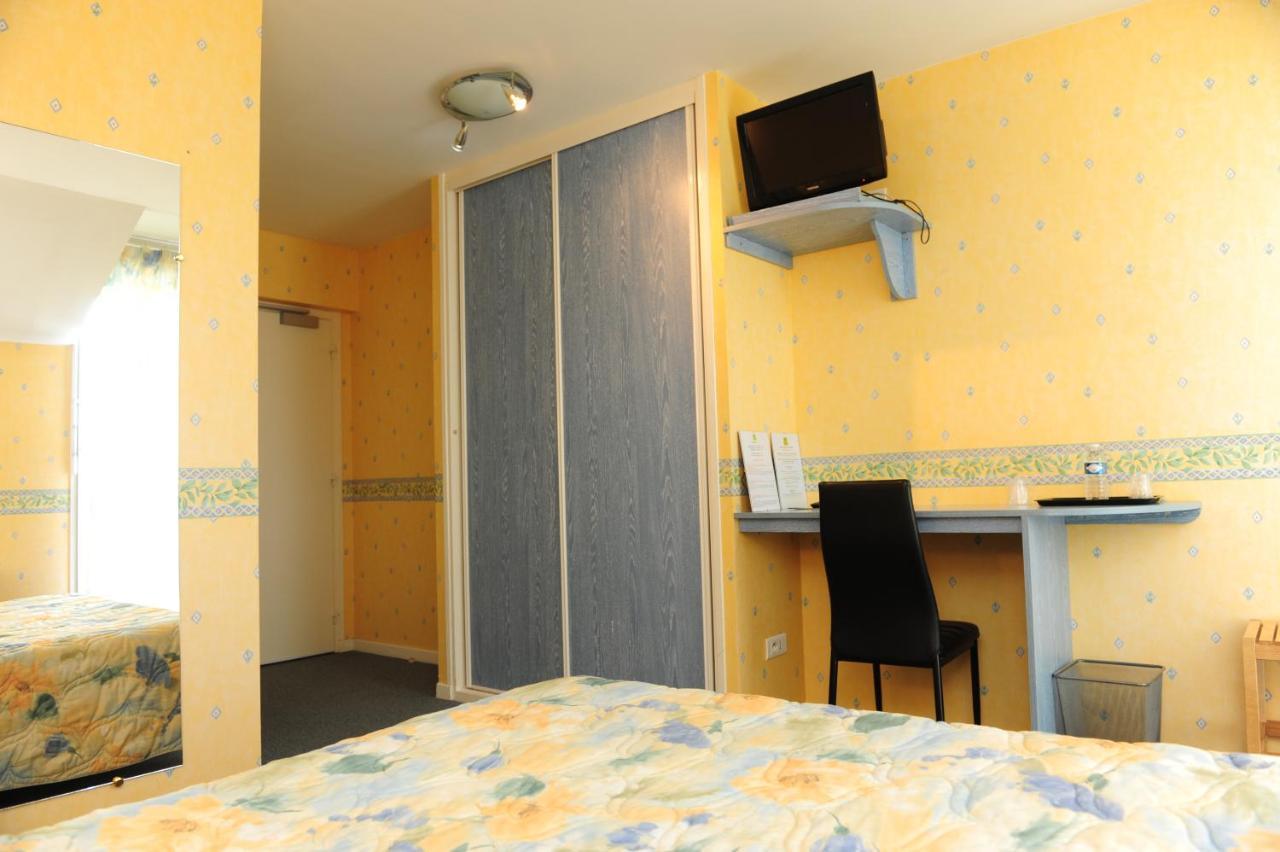 Logis Argonne Hotel Vouziers Экстерьер фото