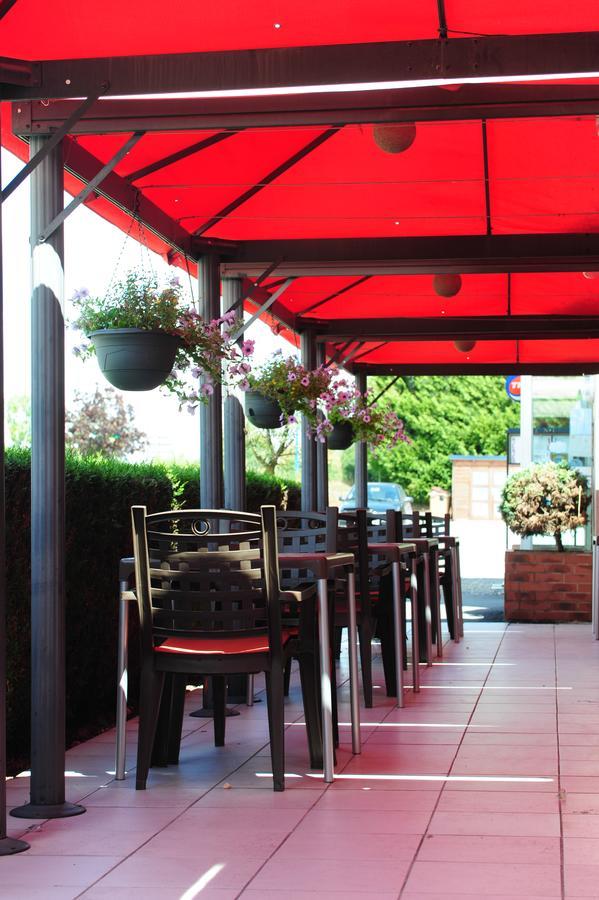 Logis Argonne Hotel Vouziers Экстерьер фото